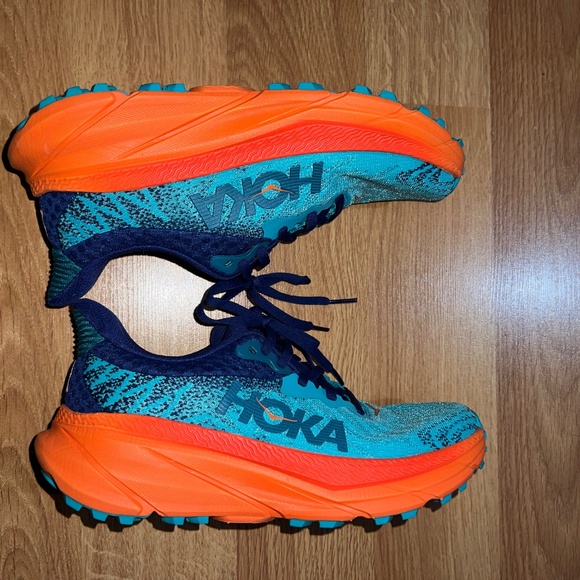 Women’s HOKA Challenger Size 7 - Picture 6 of 8